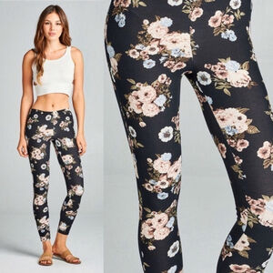 WILA Black Floral Peachskin Leggings | Women’s M | NWT Boutique